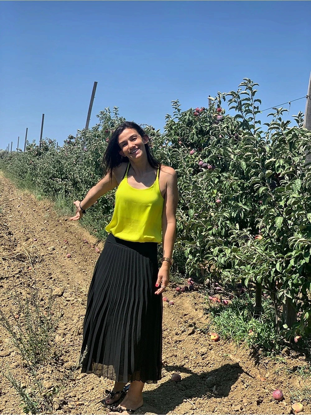 Black Pleated Maxi Skirt Like new